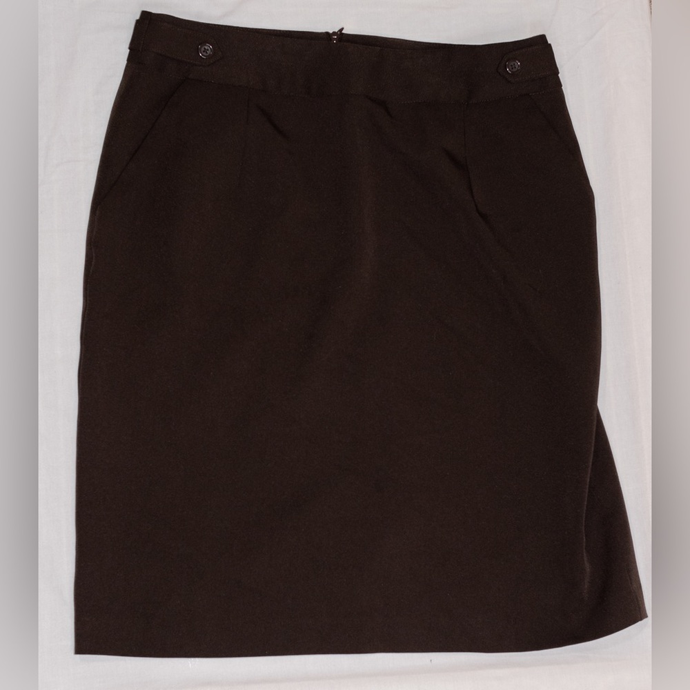 Courtenay stretch brown skirt size 8 with pockets